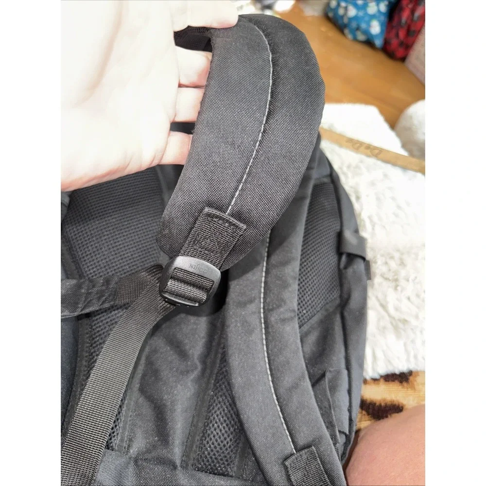 NWT Swiss Gear By Wenger #9350  Backpack Black & Black NEW.‎ 5279